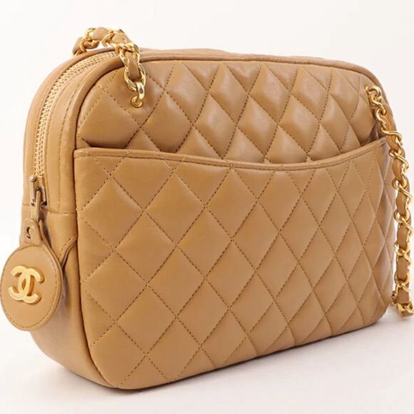 💯% Authentic CHANEL Lambskin Quilted CC Camera Crossbody Shoulder Bag✨ - Picture 2 of 16